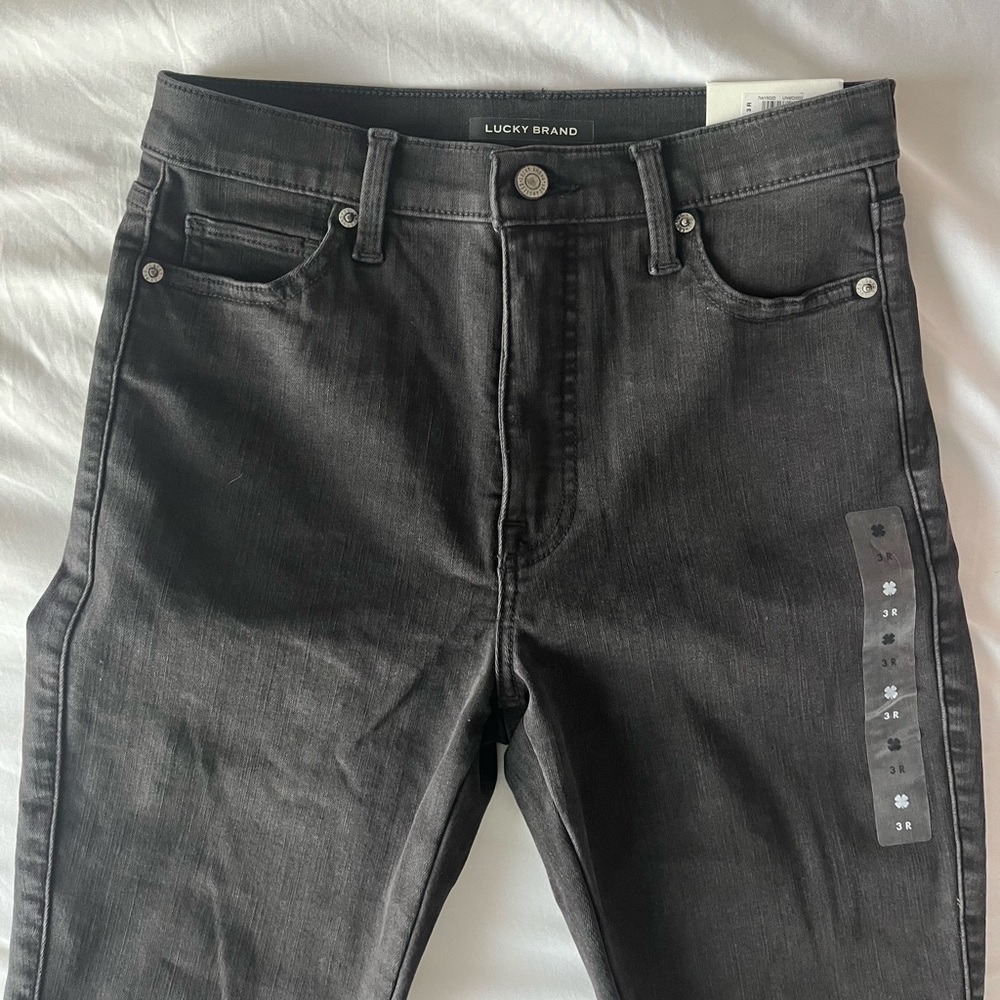 Lucky Brand Uni Fit 3 size 27-29 regular skinny jeans stretchy NWT